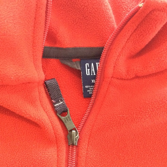 GAP vest - Picture 2 of 5